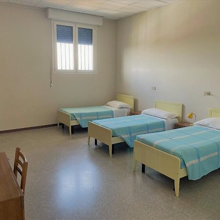 Отель Casa Marina Bruno E Paola Mari Каорле Экстерьер фото