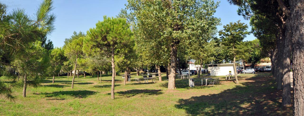 Отель Casa Marina Bruno E Paola Mari Каорле Экстерьер фото