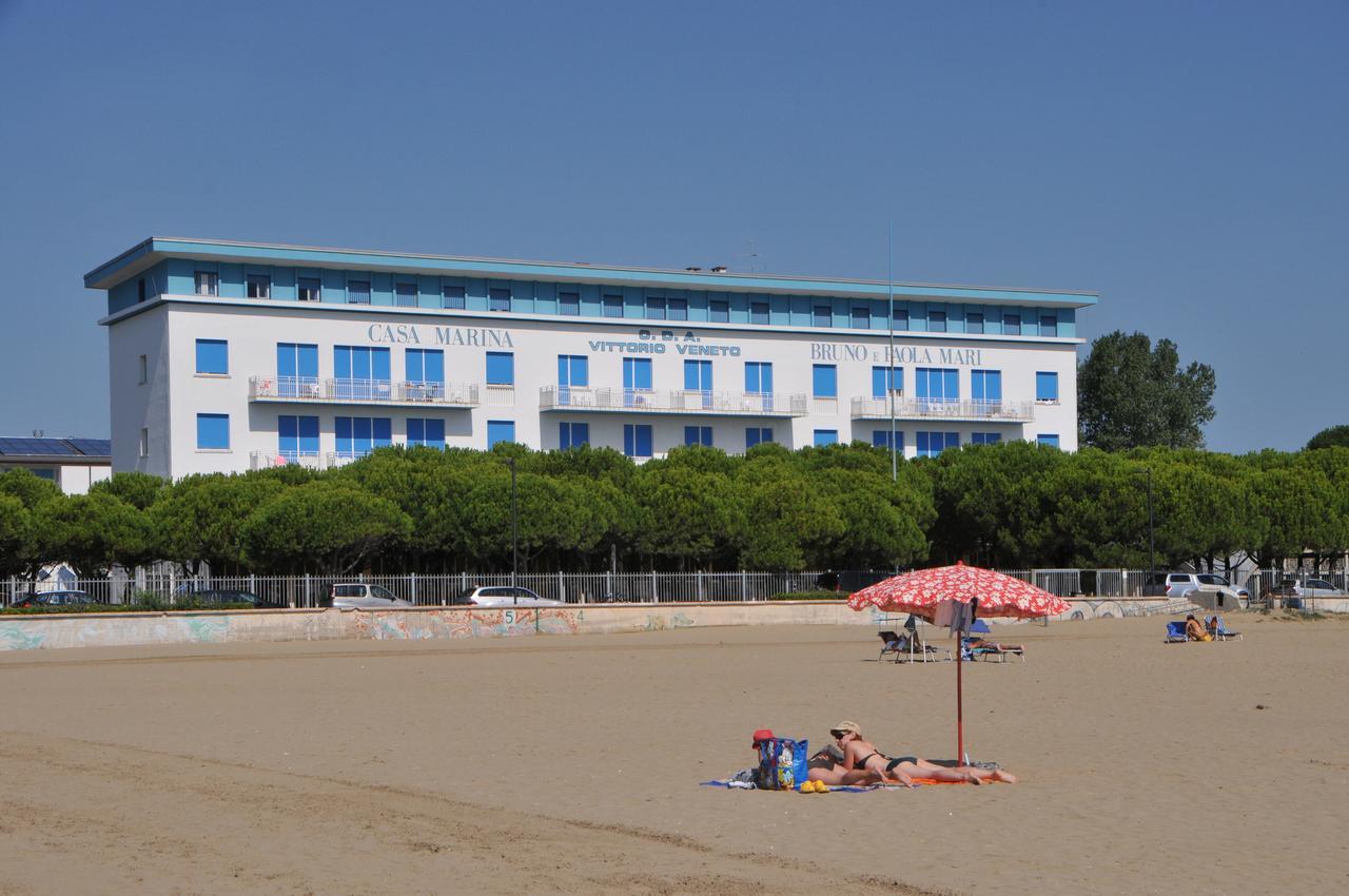 Отель Casa Marina Bruno E Paola Mari Каорле Экстерьер фото