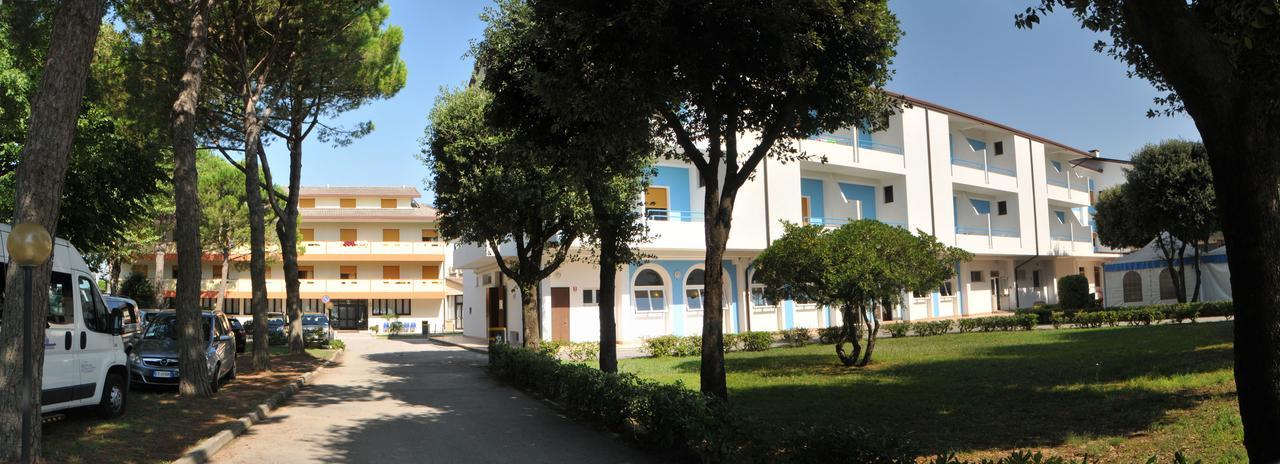 Отель Casa Marina Bruno E Paola Mari Каорле Экстерьер фото